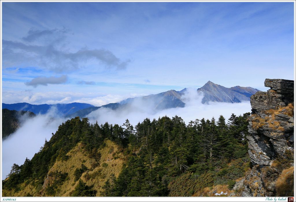 S1090165擎天的中央尖山【無明山】.jpg