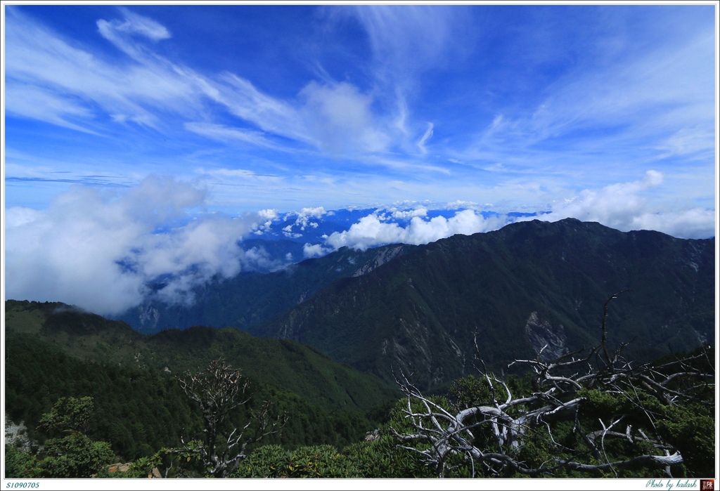 S1090705雄峻的干卓萬山【卓社大山】.jpg