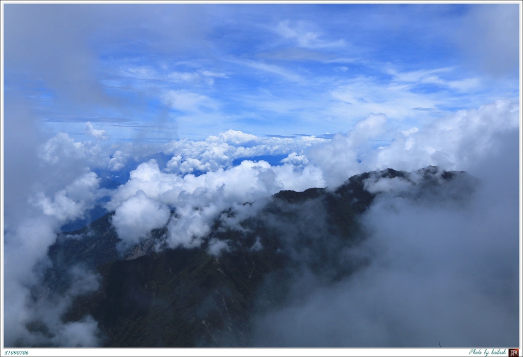 S1090706靉靆的干卓萬山【卓社大山】.jpg