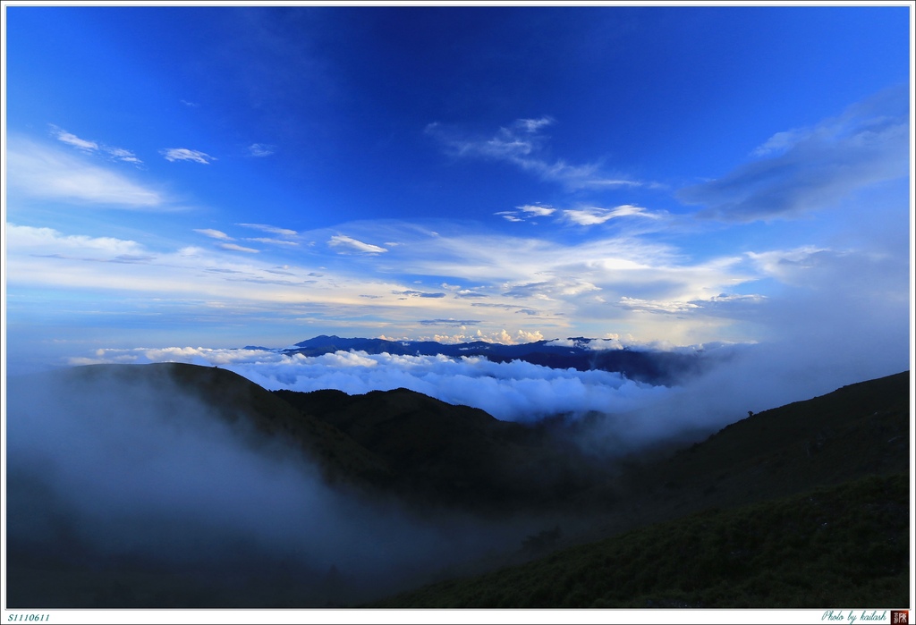 S1110611雨後的寧靜雲海【嘉明湖】.jpg