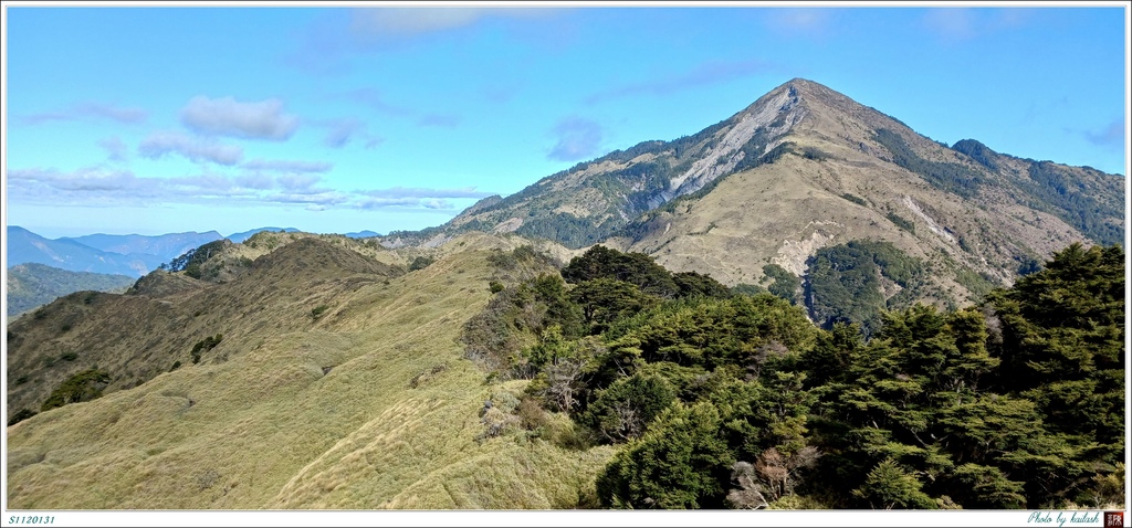 S1120131巍峨霸氣的關山【海諾南山】.jpg