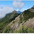 S1120628雲端上的溪頭山【魔保來山】.jpg