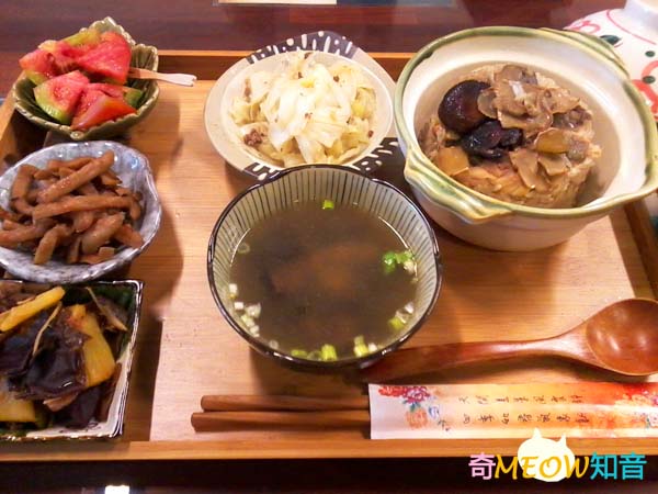 (高雄)馨願美味坊-麻油雞飯.jpg