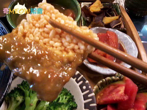 (高雄)馨願美味坊-咖哩雞飯(鍋巴).jpg