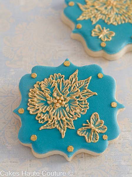 Brush embroidery peony cookie