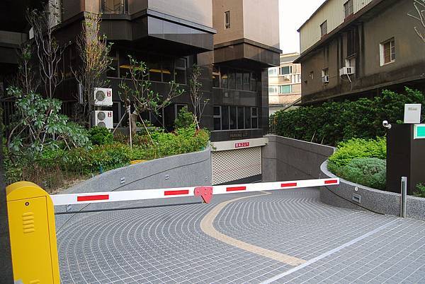 1建案 (5) 1建案 (5)