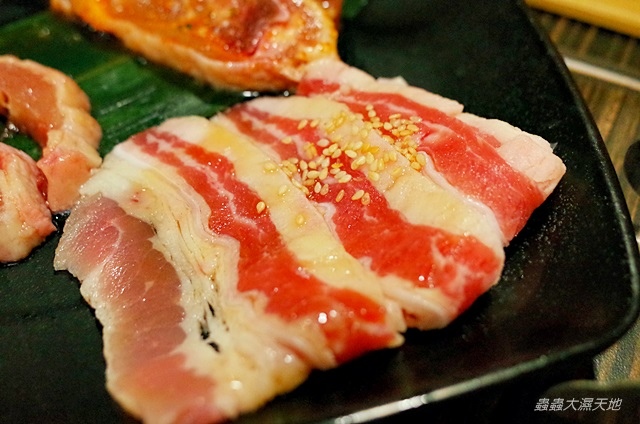 【高雄】燒肉海鮮吃到飽｜好客燒烤高雄店（新光三越三多店）