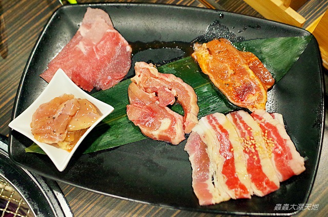 【高雄】燒肉海鮮吃到飽｜好客燒烤高雄店（新光三越三多店）