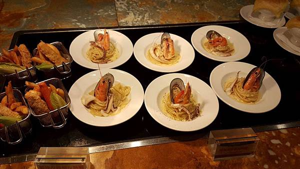高雄自助餐推薦_buffet_林皇宮