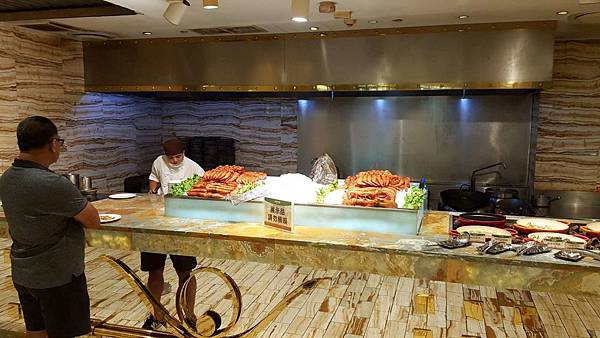 高雄自助餐推薦_buffet_林皇宮