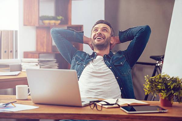 work_happy_shutterstock_345950657.jpg work_happy_shutterstock_345950657.jpg
