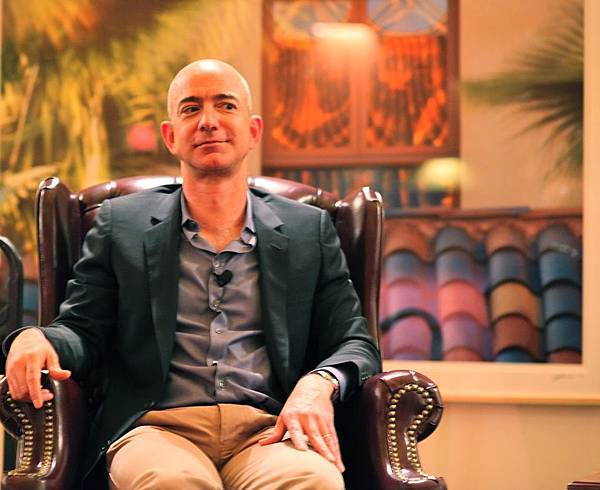 Jeff_bezos_flickr_jurvetson_5129303018.jpg Jeff_bezos_flickr_jurvetson_5129303018.jpg