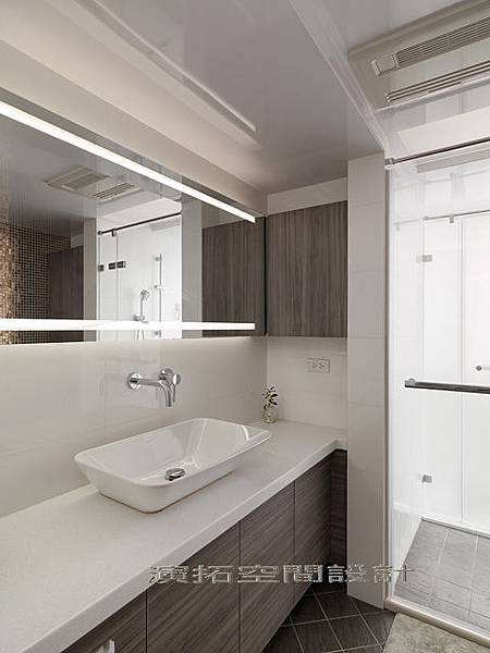 20140627interplay20EM.jpg 20140627interplay20EM.jpg