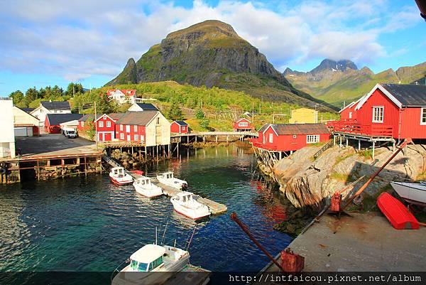 Lofoten Vandrerhjem Å 窗外 (4).JPG