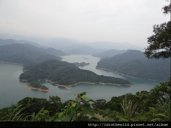 圖片21_翡翠水庫鱷魚島全景