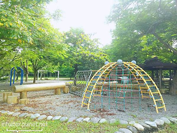 善化體育公園遊戲場1.jpg