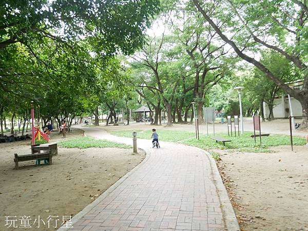 新化體育公園3.JPG