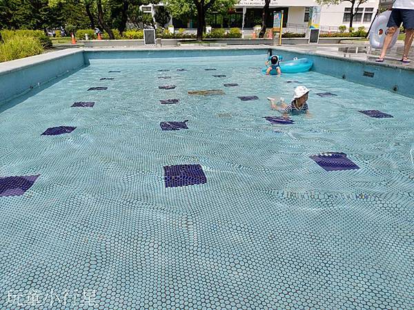 台南民治市政中心玩水3.jpg 台南民治市政中心玩水3.jpg