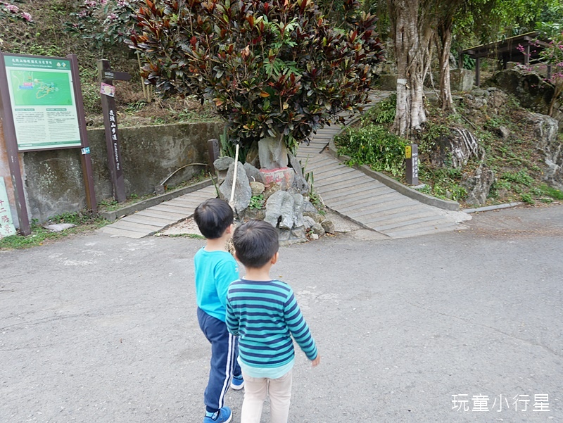 台南東山崁頭山1.JPG