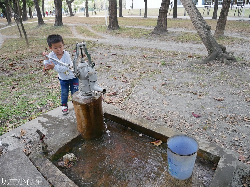 屏東千禧公園11.JPG