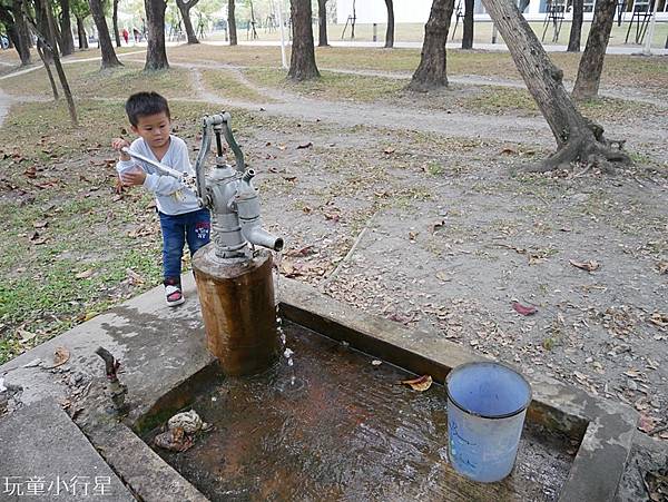 屏東千禧公園11.JPG