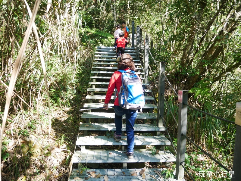 雲林草嶺遊龍潮步道3.JPG