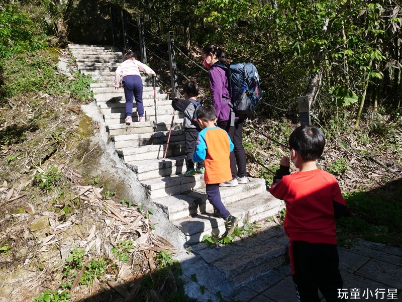 雲林草嶺遊龍潮步道1.JPG