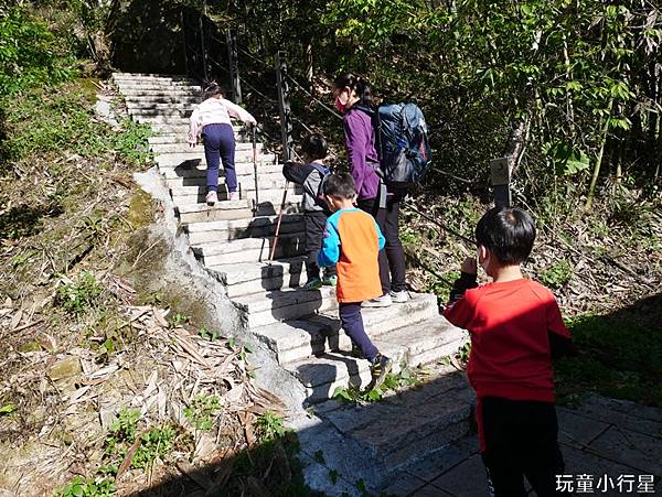 雲林草嶺遊龍潮步道1.JPG