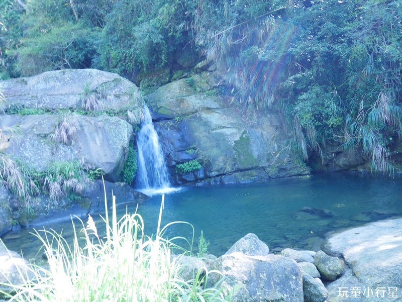 雲林草嶺連心池瀑布.JPG