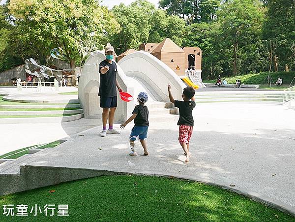 嘉義公園孔廟樹屋遊戲場8.JPG