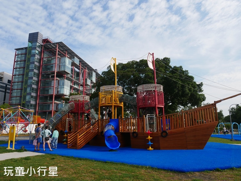 高雄中油海洋天堂公園14.JPG