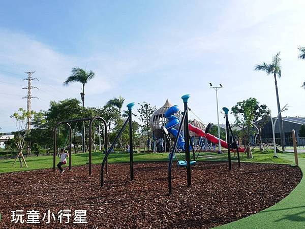 屏東縣民公園遊戲區4.jpg