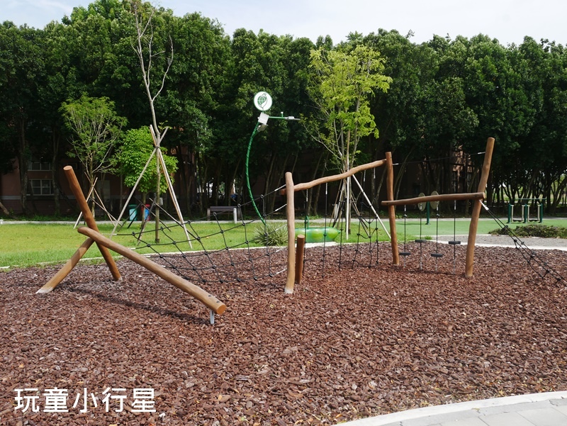 屏東崁頂公園3.JPG