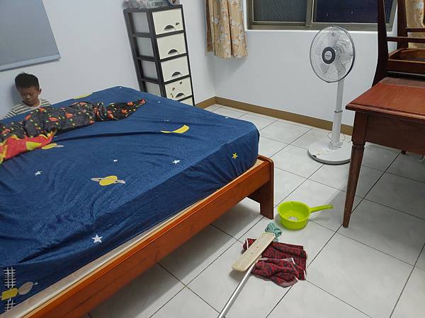 無風雨的颱風假家裡卻淹水