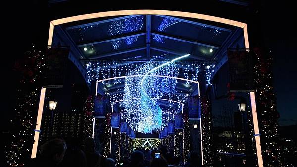 P_20161211_170718_vHDR_On P_20161211_170718_vHDR_On