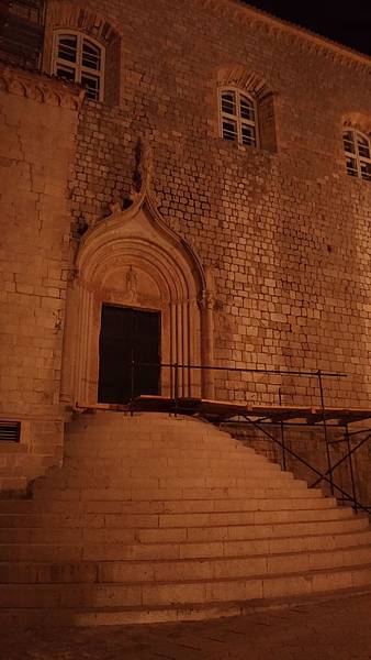 P_20170407_200219_vHDR_Auto_compressed P_20170407_200219_vHDR_Auto_compressed