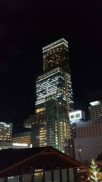 P_20181101_182115_vHDR_On_compressed P_20181101_182115_vHDR_On_compressed
