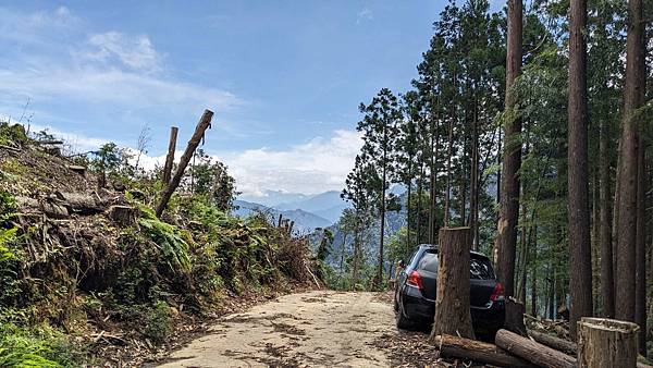 台灣這麼美--三天兩夜鑾安堂上西巒大山(DAY1)