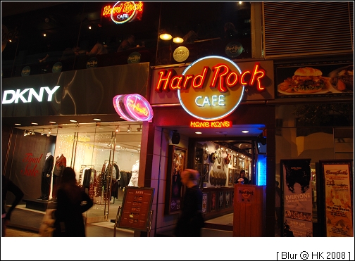 Hard Rock Hong Kong, 很多外國妞...
