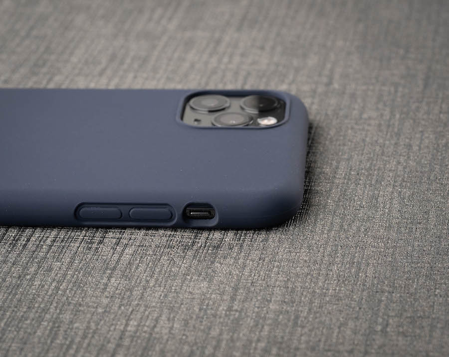 UNIU iPhone 11 / Pro / Pro Max Si 輕薄防摔矽膠保護殼