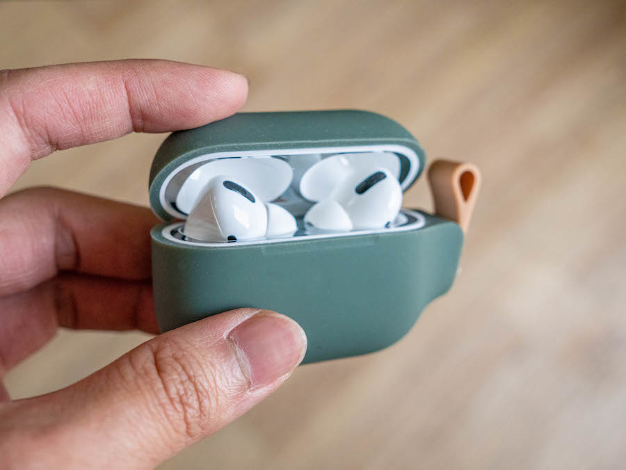 【開箱】Moshi Pebbo AirPods Pro 藍牙耳機充電盒保護套