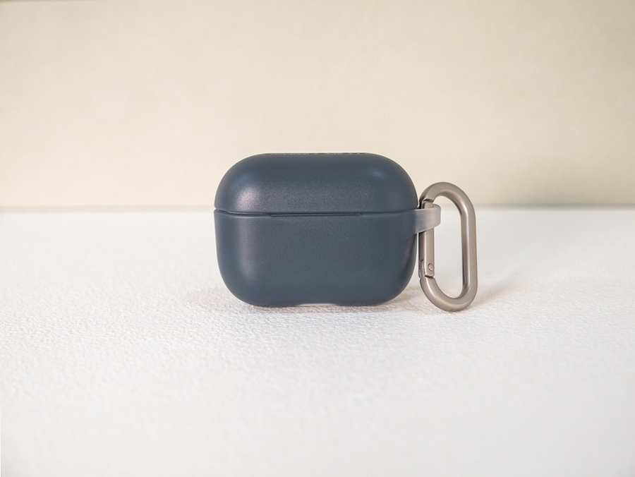 【 開箱 】犀牛盾 AirPods Pro・抗衝擊保護套 石墨黑  【 開箱 】犀牛盾 AirPods Pro・抗衝擊保護套 石墨黑