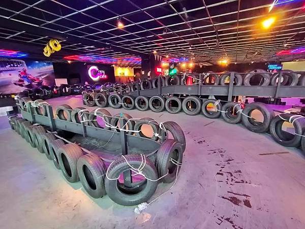 【台北親子主題餐廳】Crazy Cart Cafe 甩尾卡丁