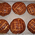 巧克力菠蘿椰香奶酥麵包003