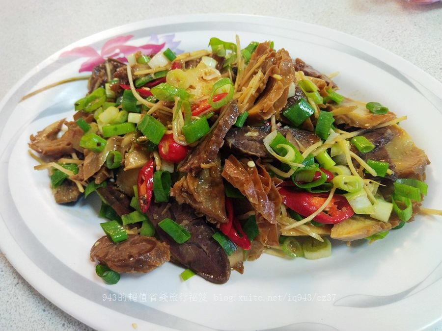 金門 沙美老街 美食 獅山砲陣地 砲操 水頭聚落 得月樓 存德中藥房 牛家莊 牛肉 圓頭肉乾 信源海產店 海鮮