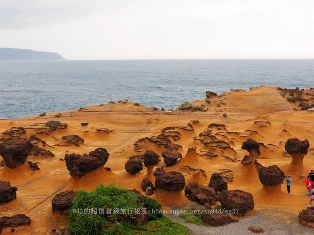 最省錢 離島 旅遊 和平島 台灣觀巴 一日遊 正濱漁港 彩虹小屋 阿根納造船廠 阿根納原住民餐廳 野柳地質公園 美觀園 海鮮餐廳 大埔硫磺溫泉商旅 評價 泡湯 早餐