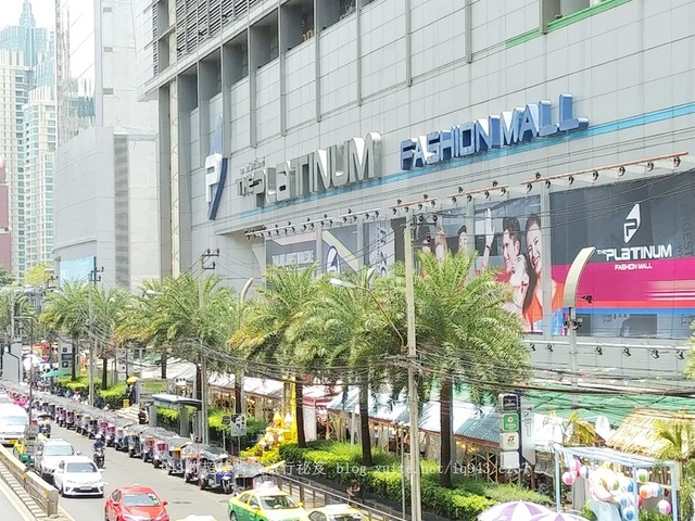 曼谷 水門市場 日本風 Moshi Moshi 大創 風格 泰國 Platinum Fashion Mall