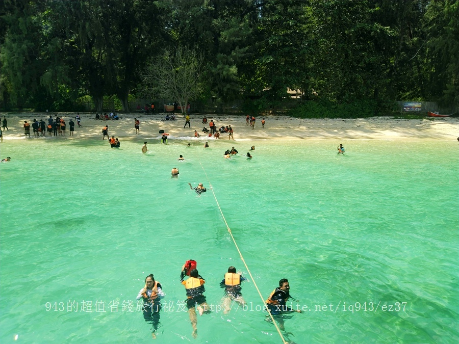 泰國 董里 噹府 Trang 旅遊 景點 自由行 跳島 local tour 活動 行程 石灰岩洞 人龍 排隊 船 島