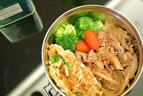 牛丼便當DSC_4857 縮小.jpg 牛丼便當DSC_4857 縮小.jpg