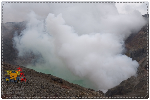 20121110-阿蘇火山口